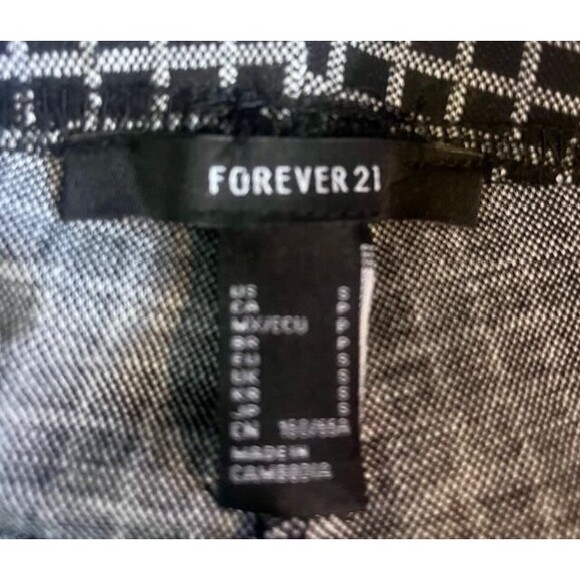 NWT Forever 21 Small Black White Graph Check Stretch Leggings - Picture 4 of 5